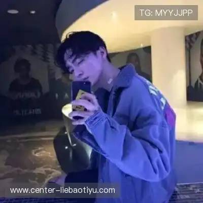 尤诗彩